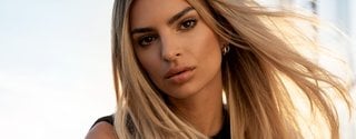 Emily  Ratajkowski przefarbowała włosy na blond 
