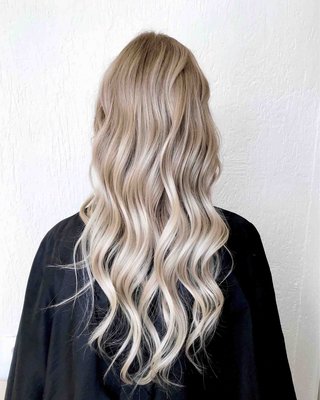 Chłodny blond bez żółtych refleksów